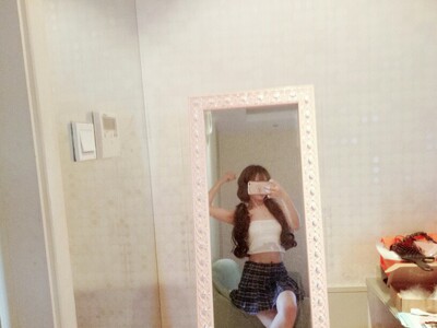 不好意思穿着内内拍嘻嘻