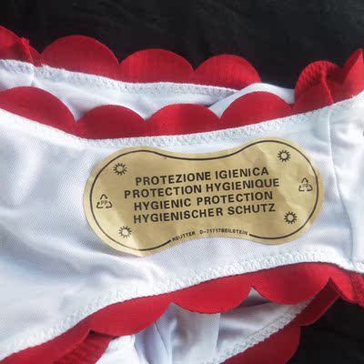 这么好的泳衣,就65我真的是买到宝了,物流很快不到三天就到了,包装非常好,打开后还有一股淡淡的香味儿~内衣上装着海绵垫还赠了两个海绵垫,内裤中间还贴了一层牛皮纸,看起来非常的干净~get,getgey 这么好的泳衣,就65我真的是买到宝了,物流很快不到三天就到了,包装非常好,打开后还有一股淡淡的香味儿~内衣上装着海绵垫还赠了两个海绵垫,内裤中间还贴了一层牛皮纸,看起来非常的干净~get,getgey