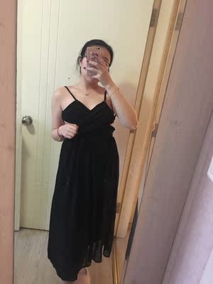 穿起来真的好复杂,哈哈哈哈 穿起来真的好复杂,哈哈哈哈