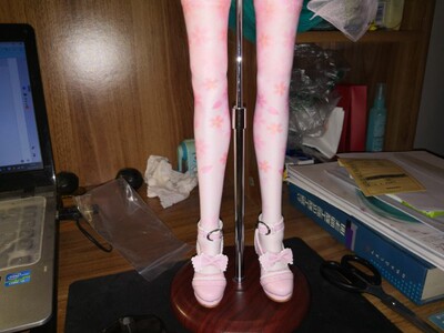 nice袜子颜色很漂亮哈(=^▽^=)