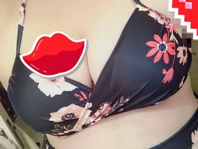 真的不错，店家服务到位，泳装也不贵穿上胸部很聚拢&hellip;不显肚子&hellip;五星好评！等凉快啦就可以出去浪了～