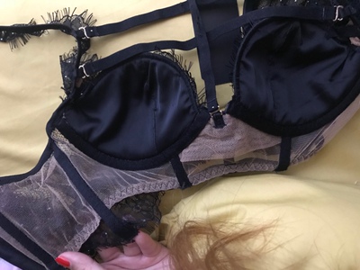 很不错,值得购买,搭西服外套很好看 很不错,值得购买,搭西服外套很好看