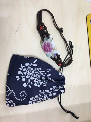 质量非常好?，穿过一段时间没变形，舒适