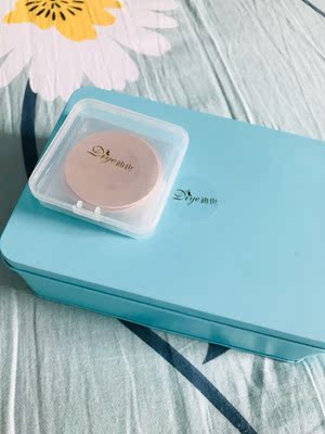 从包装到产品还有使用说明，替换膜，看得出相当用心了，这样的卖家不会火才怪，祝生意兴隆。