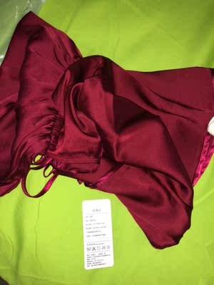 附带照片,质量挺好,线头处理的也很好,准备再买一套,😄 附带照片,质量挺好,线头处理的也很好,准备再买一套,😄