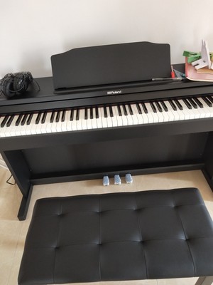 罗兰电钢琴口碑怎么样,优缺点,罗兰电钢琴怎么样,罗兰电钢琴质量真的很好吗?