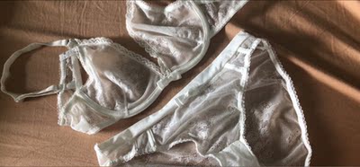 很透很薄 適合夏天 顏值在線 表白阿姨 很透很薄 適合夏天 顏值在線 表白阿姨