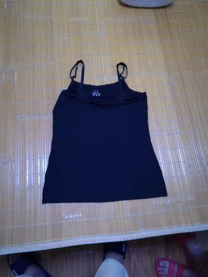 薄如蝉翼，穿上很舒服，很凉快。