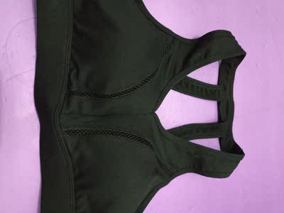 严重外扩，已改，此运动内衣已弃，在其他几家买的都没有外扩现象！