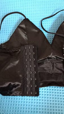 质量特别好  滑滑的料子  很舒服   很喜欢