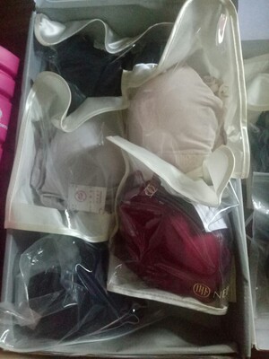 宝贝已经收到了，真的是物有所值非常的满意。卖家的服务态度很好发货速度也很快，包裹的严严实实没有任何破损。快递小哥送货速度快，总体来说是一次愉快的购物呀，下次有需要还会再来买买买！与卖家描述的完全一致，非常满意,真的很喜欢，完全超出期望值，发货速度非常快，包装非常仔细、严实，物流公司服务态度很好，运送速度很快，很满意的一次购物。