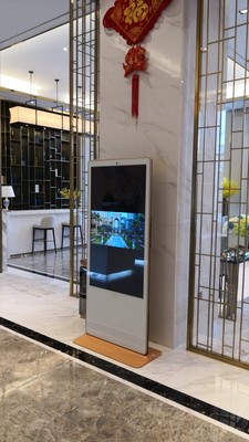 入手评测追逐者广告机怎么样,属于什么档次,哪生产的,值得买吗