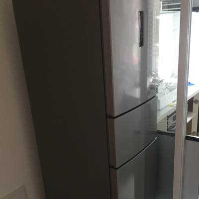 Midea/美的 BCD-258WTM(E)三门冰箱风冷无霜节能家用三门电冰箱