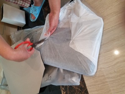 解说ELLE HOMME男包怎么样,质量假不假呢，亲身使用三个月感受揭秘