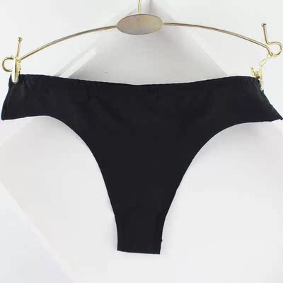 宝贝收到啦，质量很不错，做工细致感觉挺高端的。毛很软，很方便清理，还有内边的设计。价格和旗舰店一样，还送了赠品，性价比高，5分好评。