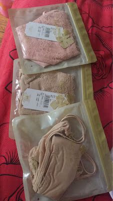 宝贝收到了很喜欢,料子摸上去很舒服,看上去很性感超喜欢下次还会继续光顾。 宝贝收到了很喜欢,料子摸上去很舒服,看上去很性感超喜欢下次还会继续光顾。