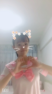 高中生穿起来像小学生...本人166cm 51kg 正合适 其实还是应该买大一码.. 高中生穿起来像小学生...本人166cm 51kg 正合适 其实还是应该买大一码..