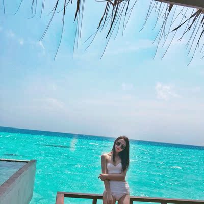 店主人很好 换了一次码数很耐心 泳衣质量也好 很好看 店主人很好 换了一次码数很耐心 泳衣质量也好 很好看