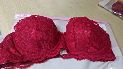 感觉还行,的确很性感,蛮好看的。 感觉还行,的确很性感,蛮好看的。