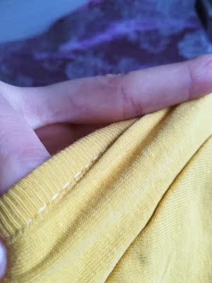 可以的,很便宜,材质比较有弹性,挺好,蝴蝶结穿背后很乖巧,穿前面太暴露😂 可以的,很便宜,材质比较有弹性,挺好,蝴蝶结穿背后很乖巧,穿前面太暴露😂