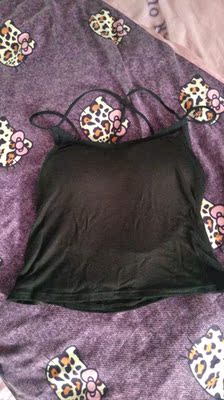 背心搭配衣服穿很好看。老顾客了。 背心搭配衣服穿很好看。老顾客了。