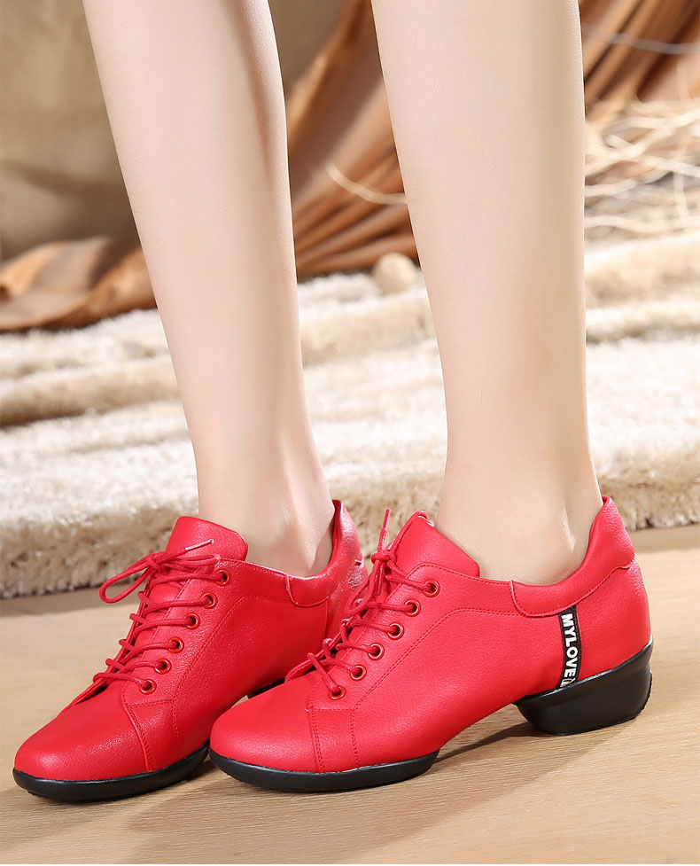 雷博舞蹈鞋女真皮软底广场舞皮鞋跳舞鞋中跟四季全牛皮水兵新款