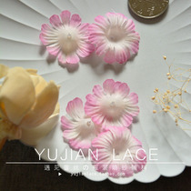 Doll headdress cloth flower material three-dimensional small chrysanthemum gradient petals mini flower dress handmade DIY accessories