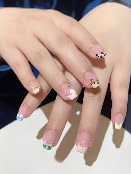 반 핸드 러닝 갑옷 봄과 여름 꽃 귀여운 짧은 매니큐어 학생 귀여운 봄 꽃 착용 갑옷 반 핸드 러닝 갑옷 봄과 여름 꽃 귀여운 짧은 매니큐어 학생 귀여운 봄 꽃 착용 갑옷