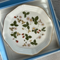 UK imported Wedgwood wild strawberry Retro octagonal plate European deep plate Bone China dessert plate Fruit plate