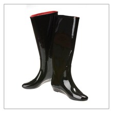 Exclusive sale of women's rain boots, women's high boots, European and American rain boots with black gloss