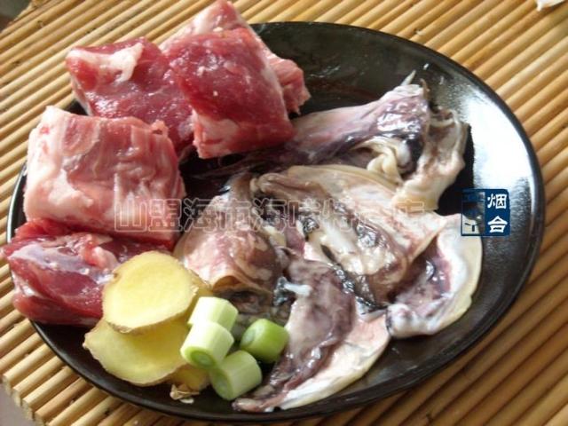 墨鱼干,一般是用来煲汤,和排骨,鸡,同炖,汤鲜肉美,营养价值很高