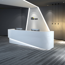 The company's front desk reception desk is a simple modern office paint welcome table cash desk