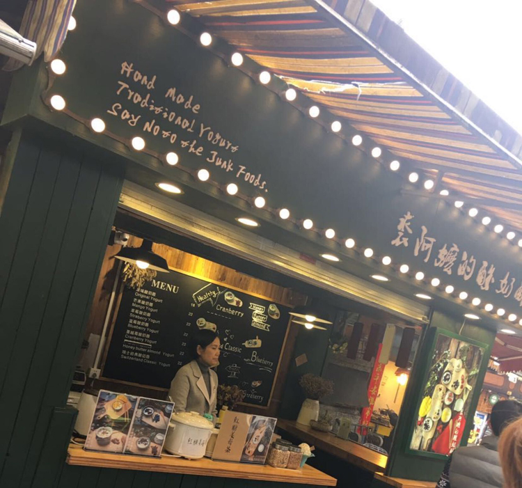 led跑马灯泡店招亮化工程灯泡彩色灯泡防水跑马灯彩色跑马灯泡