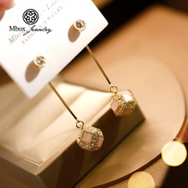 Mbox long tassel earrings female 2021 New Tide senior sense temperament light luxury retro earrings face thin