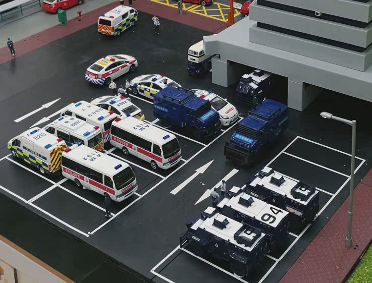tiny微影警车模型 冲锋车 煞臣装甲车杀神 合金海狮柯斯达普锐斯