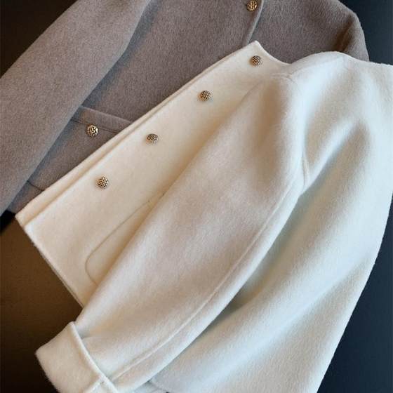 French single! Light luxury style! Quality silk wool coat! Small fragrance style women's tweed short wool coat for women
French single! Light luxury style! Quality silk wool coat! Small fragrance style women's tweed short wool coat for women