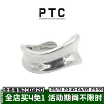 PTC small crowd irregular bright surface wave curve design 925 pure silver lukewarm wind advanced sensation male and female mouth ring