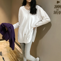 Fall winter loose cotton white long sleeve with bottoming shirt women plus velvet sanding long split size T-shirt women