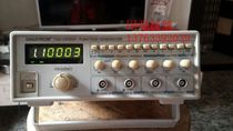 South Korea 2M-DAGATRON 7202 digital display function generator Second-hand digital generator good color