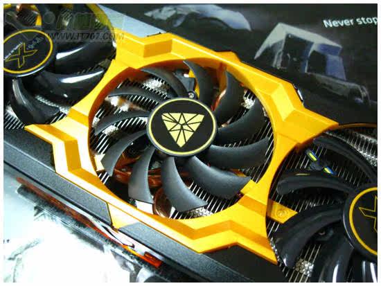 完治屋★ 蓝宝石 r9 280x 3g gddr5 黑钻版 牛x的不得了