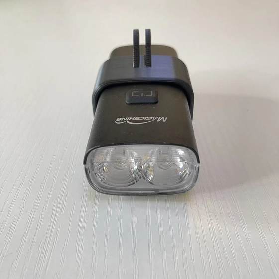 MagicShine RN3000 자전거 라이트 교수형 브래킷 어댑터 GOPRO 빠른 분해 액세서리 MagicShine RN3000 자전거 라이트 교수형 브래킷 어댑터 GOPRO 빠른 분해 액세서리
