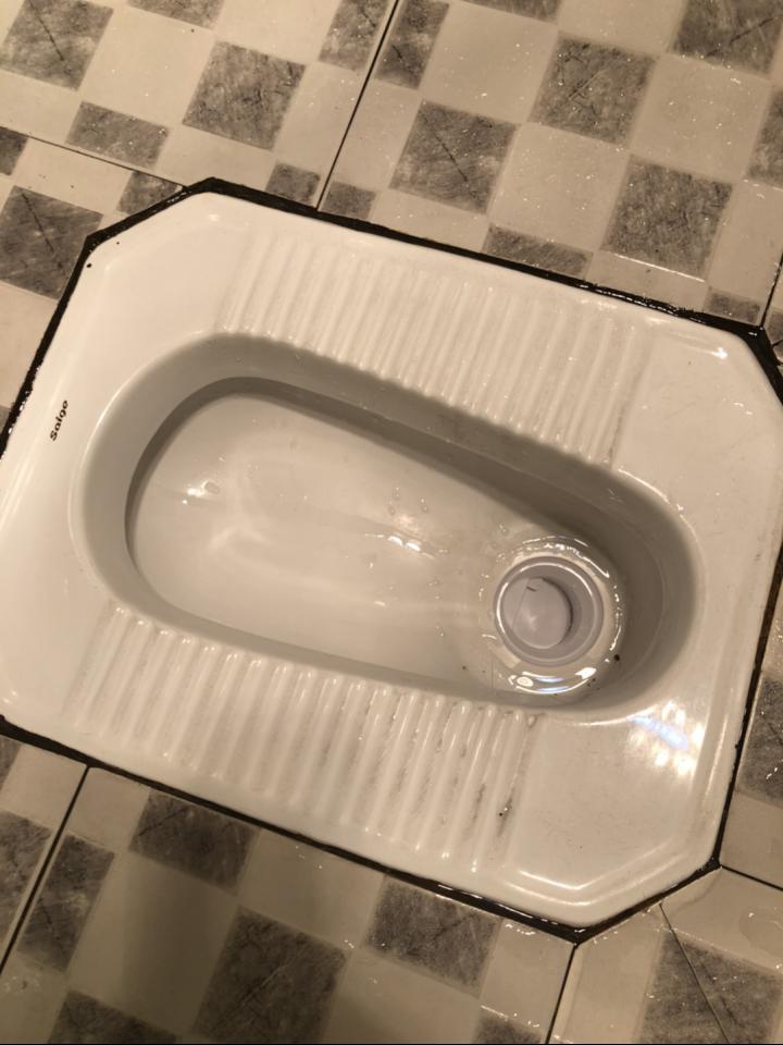 使用感受|硅胶除臭器,超有趣味的小人防臭地漏塞,适合浴缸和下水道