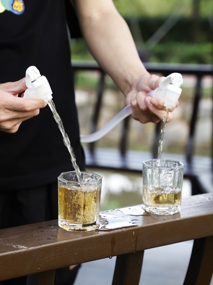 배낭 여행 와인 캐논 바 싱글 팩 3L 맥주 배럴 무료 와인 애드던트 더블 팩 와인 대포 와인 스플리터 와인 피더 배낭 여행 와인 캐논 바 싱글 팩 3L 맥주 배럴 무료 와인 애드던트 더블 팩 와인 대포 와인 스플리터 와인 피더