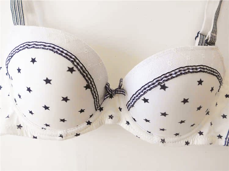 有款内衣叫POP 后面英文是什么来着?-一个衣