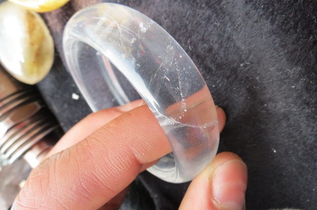 晶中寻金天然白水晶手镯天然棉絮水晶手镯尺寸全女款送爱人礼物