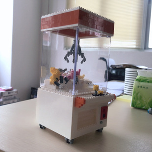 迷你微型小玩具成人玩具抓积木机娃娃拼装益智颗粒布朗熊可妮兔批发钻石按斤批发图片