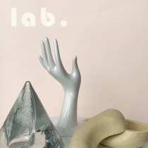 lab home Nordic Japanese style Retro style hand-shaped ceramic vase personality decoration Flower arrangement jewelry Storage gift