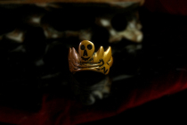 Tibet only saw the corpse the old iron ring the orphan ring the old armour ring the Tibetan bracket