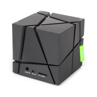 德国创意魔方蓝牙音箱手机插卡迷你音响低音炮收音机七彩灯小钢炮