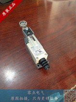 Original OMRON OMRON limit switch travel switch D4V-8108SZ-N